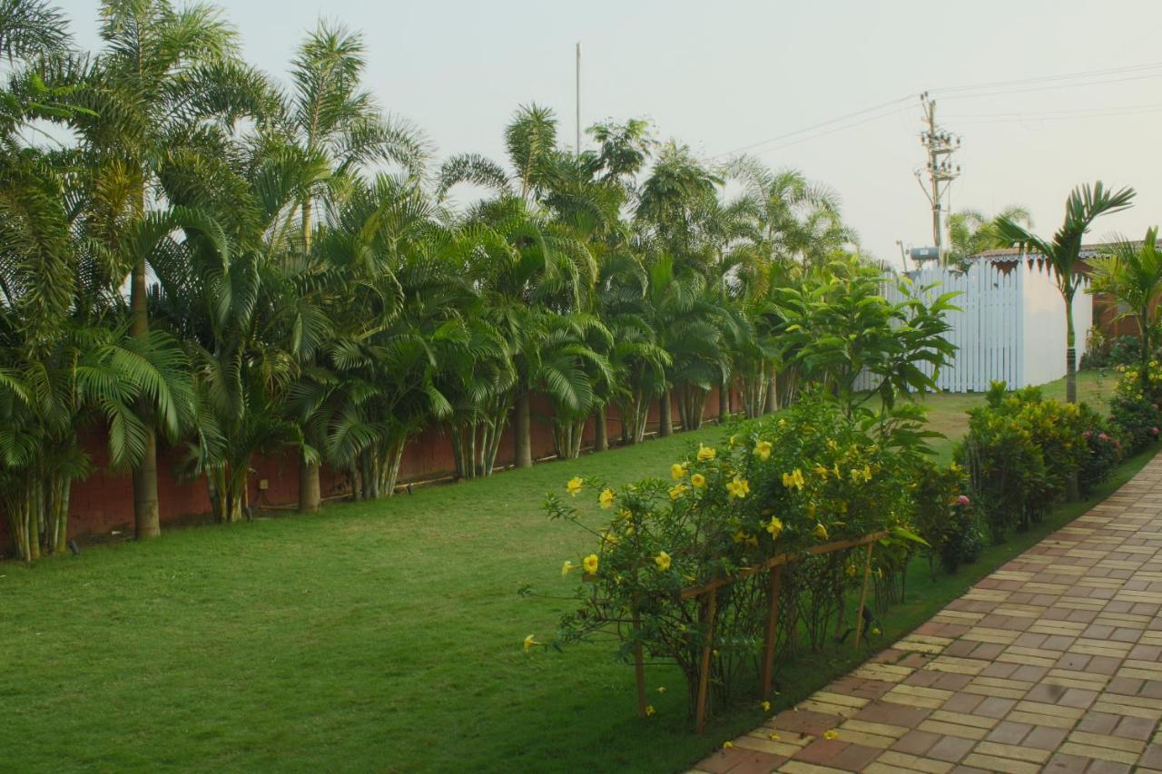 Grand Vatika Resort Arambol Exteriér fotografie